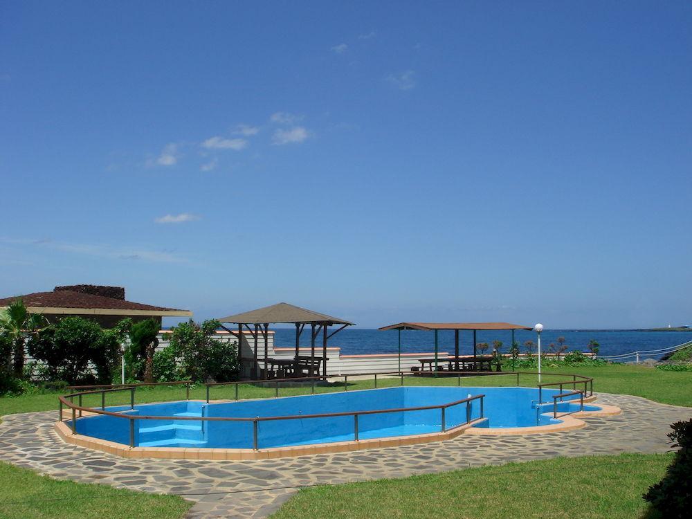 Park Beach Hotel Jeju Exterior photo